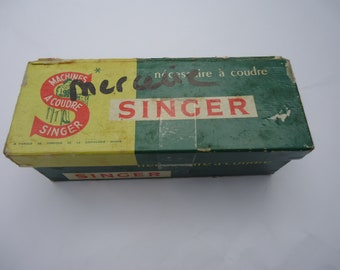 Original Vintage Singer Featherweight 221 Authentic Vintage SINGER SIMANCO 15359 Darning Embroidery Free Motion Plate SIMANCO 15359 plate.