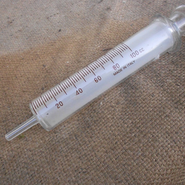 Vintage French RR ERR ERRE 100cc Medical Glass Syringe Metal Tip, Marked Interchangeable.   Size 22cm or 9 inches