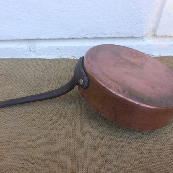 Vintage French Copper Frying Pan or Skillet Saute Pan with Cast Iron Handle Tinned 9 inches Diameter French Traditional Kitchen Rustic