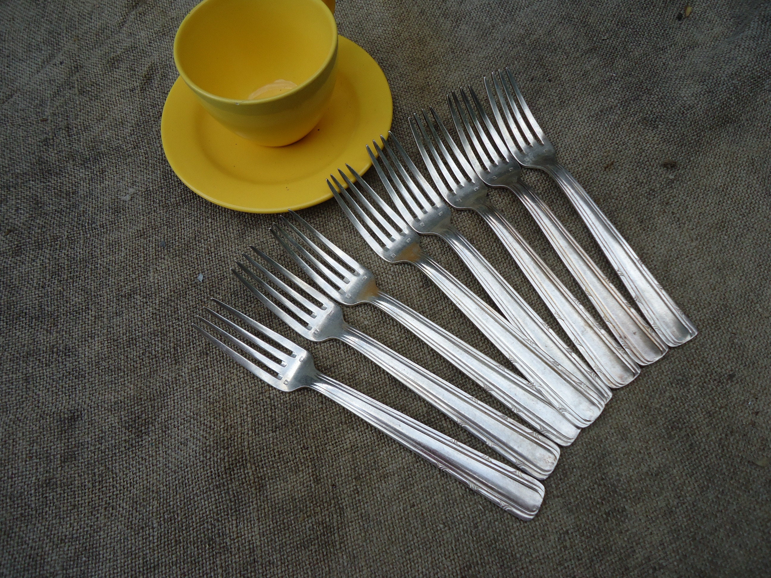 Vintage Silver Cutlery Français Art Déco Style Set Of 8 Dinner Forks Hallmarked Plaqué Beautiful Qua