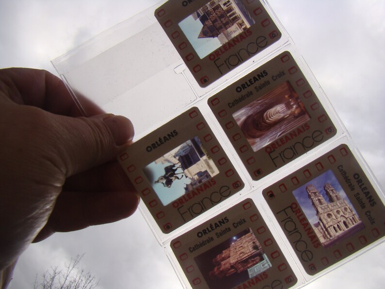 ORLEANS France 35 mm Diapositives Lot de 5 photos Kodak des années 1970 de la cathédrale Sainte-Croix, statues, etc. photos de qualité professionnelle très bonne couleur image 3