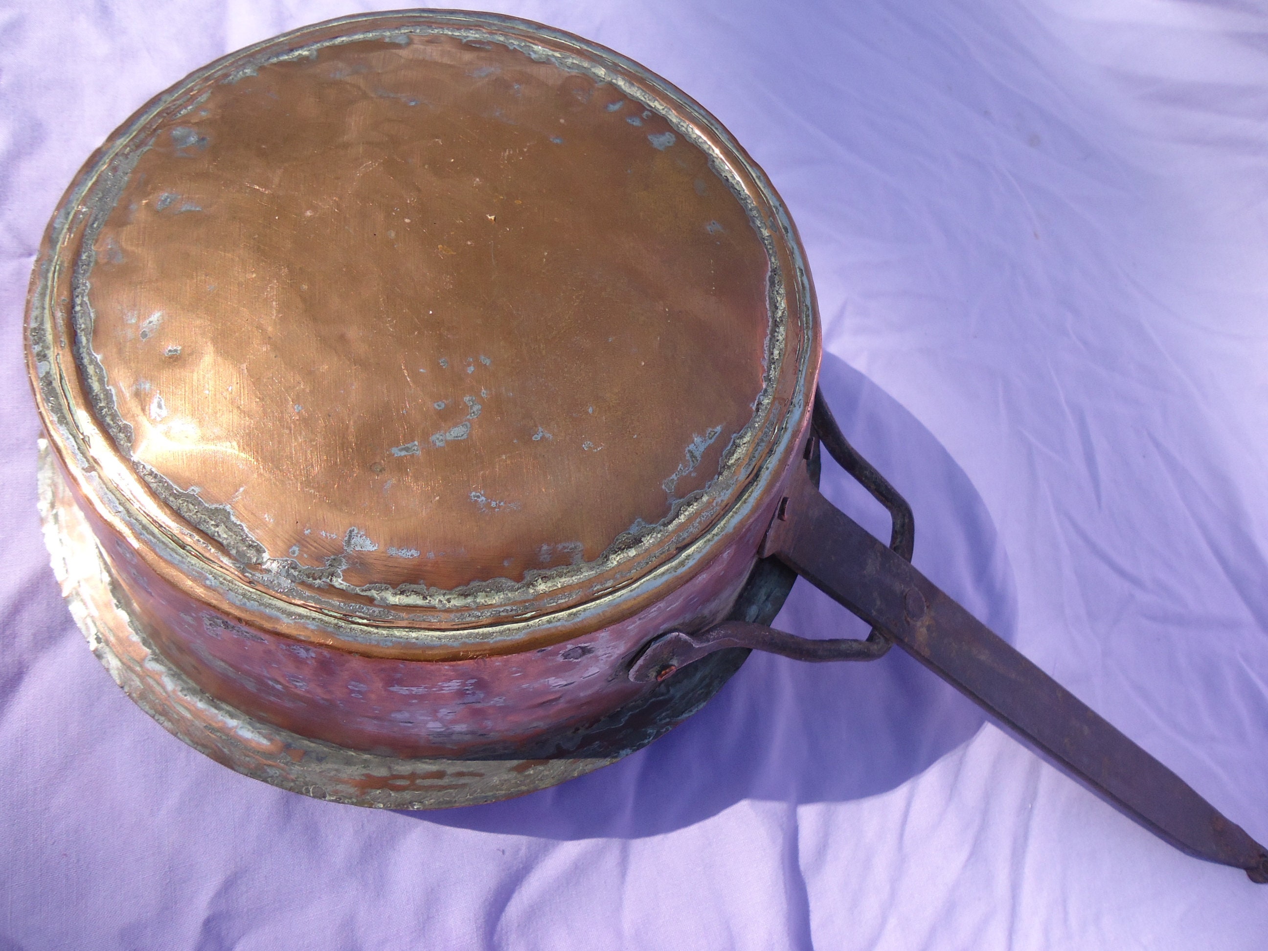 original vintage français petite casserole en cuivre très inhabituelle sauteuse avec poignée fer 9 pouces de diamètre farmhousecuisine russe