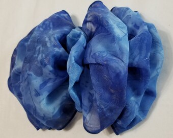 Women's Medium Sheer Fabric Hair Bow in Abstract Shades of Blue