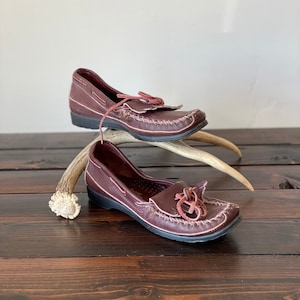 80&#39;s Leather Moccasins Size 6, Vintage Minnetonka Moccasins, Vintage Oxblood Leather Moccassins Size 6