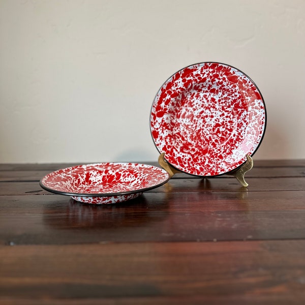 Vintage Enamelware Plates, Vintage Red and White Splatterware Enamel Plates, Vintage Red and White Enamel Camping Plates Set of 2