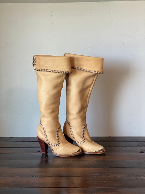 vintage 1970s zodiac boots Gem