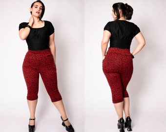 Red/black leopard capris by Putré-Fashion, *ONLY L left