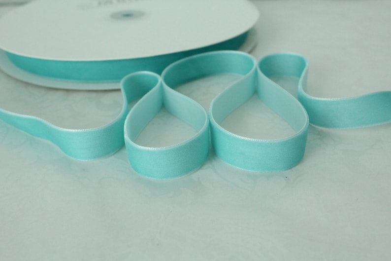 58 inch Aqua Velvet Ribbon Green Velvet VRPHX58-066