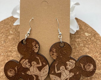 D446 Cinderella in Ears Dangle Earrings