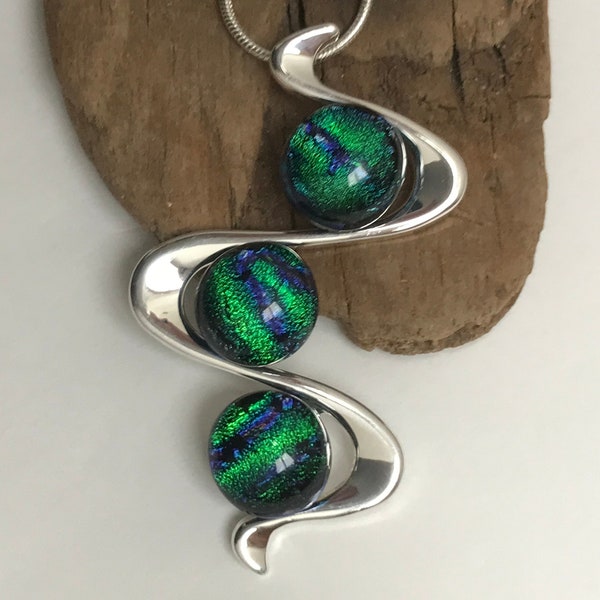 Emerald Green/Blue with Indigo Purple Ripple Pattern 3 Dichroic Glass Stone Snake Shaped Silver Plated Pendant with Chain & Box