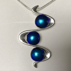 Vibrant Electric Blue  Dichroic Glass 3 Stone Superior Silver Plated Snake Pendant with Chain and Box