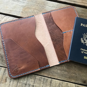 Cartera para pasaporte Hermes - Arnés natural con hilo azul