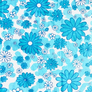 1970’s Funky Floral Fabric. Blue Daisies. Interiors, Dressmaking, Sewing Projects.