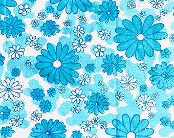 1970’s Funky Floral Fabric. Blue Daisies. Interiors, Dressmaking, Sewing Projects.