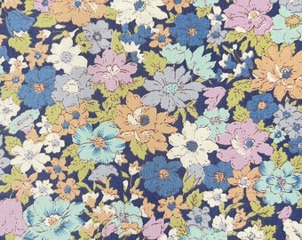 Tissu en coton Liberty des années 1970. Petites fleurs florales. Couture, sacs, abat-jour, patchwork, courtepointe, projets de couture