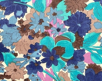 1960’s Painterly Floral Dressmaking Cotton Fabric. Yardage.