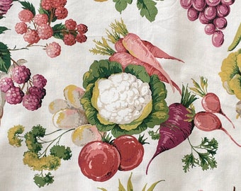 Tissu en coton Sanderson vintage avec légumes et fruits, Gardener's Pie. Rideaux, coussins, tissu de cuisine