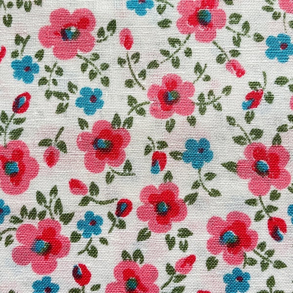 Tissu en coton fleuri des années 1970. Couture, abat-jour, projets de couture. Métrage