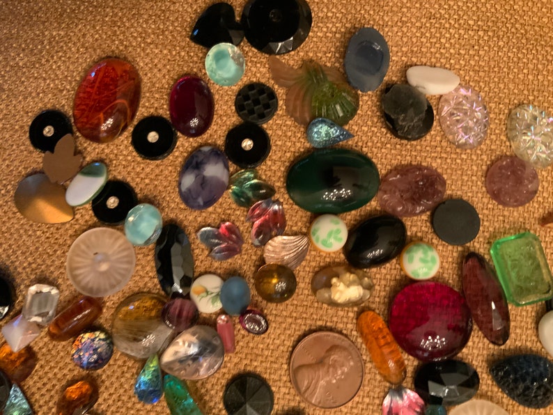 100 plus VINTAGE CABOCHONS image 7