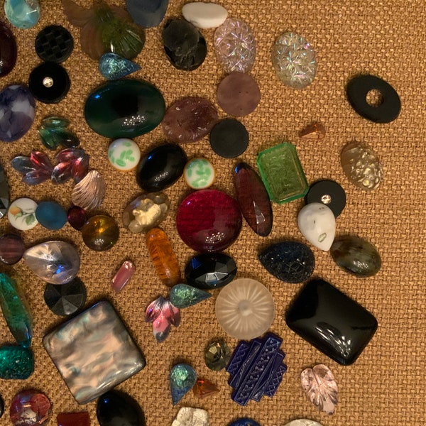 100 plus VINTAGE CABOCHONS