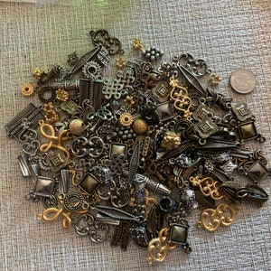 100 vintage 1990’s beads and connectors/USA