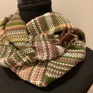 Scarf pins