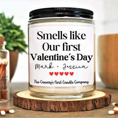 Ça sent la première bougie de la Saint-Valentin, cadeau Saint-Valentin pour lui, cadeau Saint-Valentin pour elle, première Saint-Valentin ensemble, jour de fête en couple