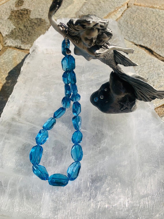 London Blue Topaz Free Form Facet Cut Graduated Beads