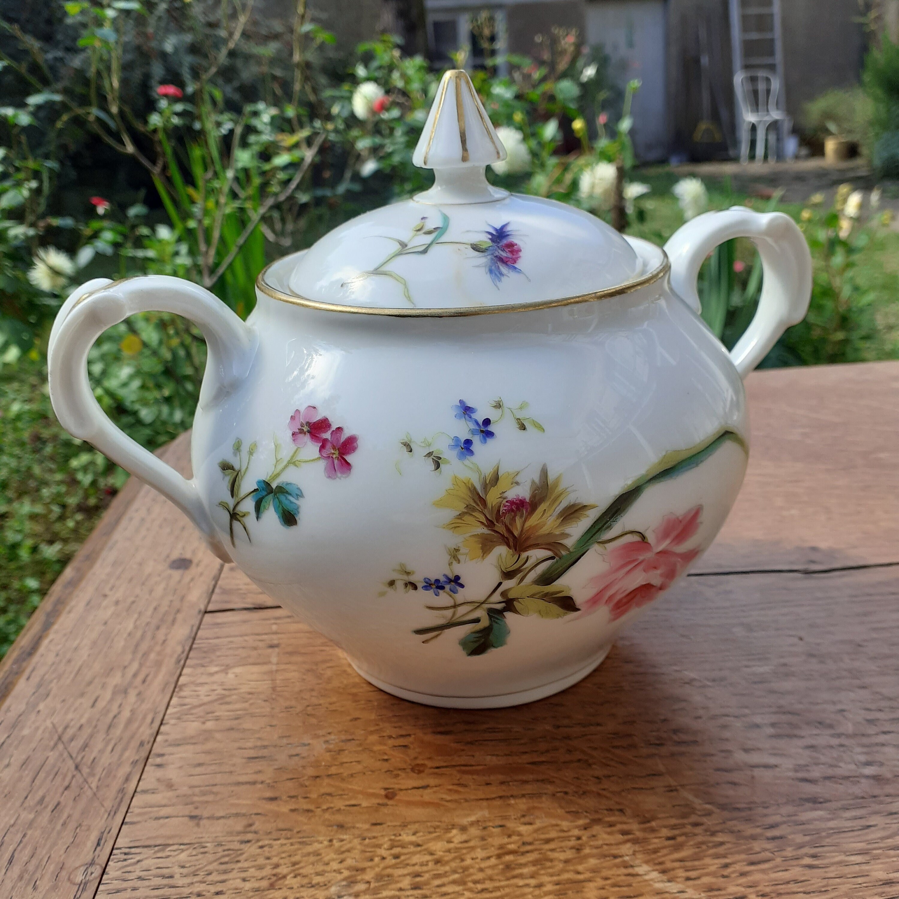 Magnifique Pot, Sucrier Ancien en Porcelaine avec Motifs de Fleurs et Libellules. Fabriqué France, D