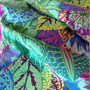 FABRIC:  Coleus TURQUOISE by Philip Jacobs for the Kaffe Fassett Collective