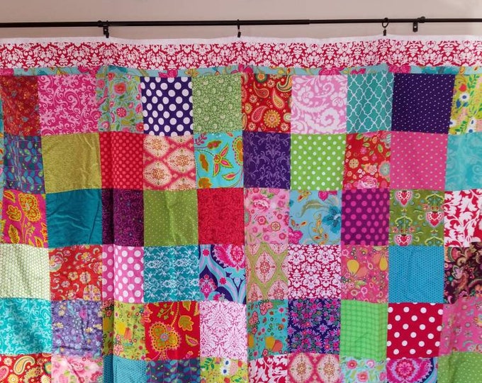 Summer Weight QUILT:   "Sanibel in Coral"  90"x90" Queen Quilt or King Topper Quilt