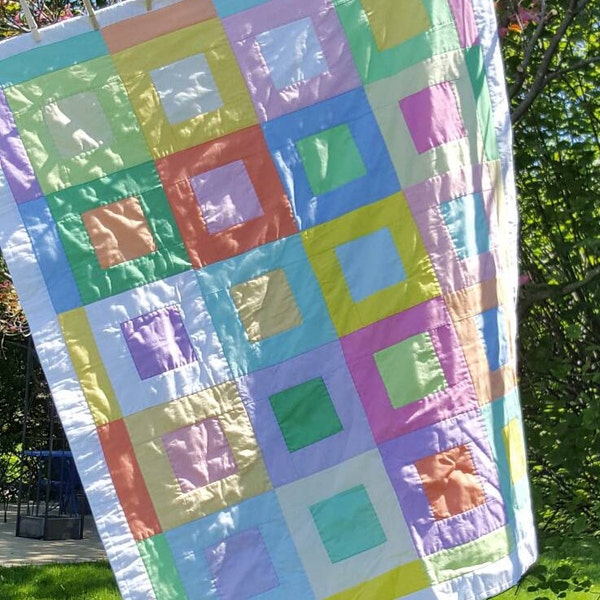 QUILT SET:  Saltwater Taffy with 3 Matching Pillows