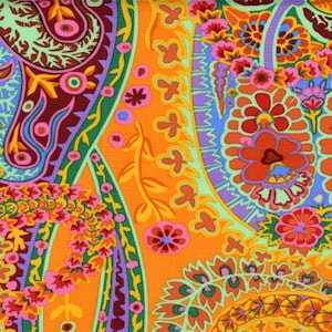 FABRIC:  Paisley Jungle TANGERINE by Kaffe Fassett for the Kaffe Fassett Collective