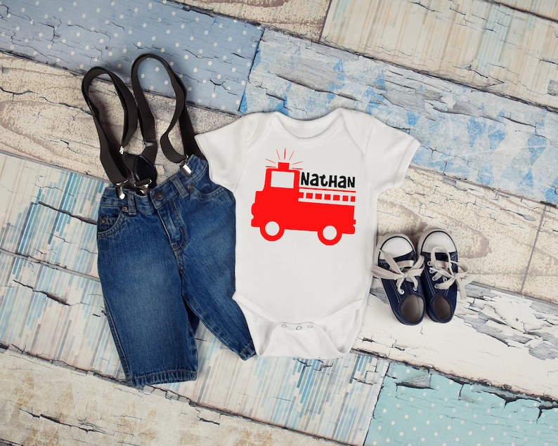 Personalised BABY GROW Boys Name FIRE Engine Fireman Bodysuit Baby Shower Gift