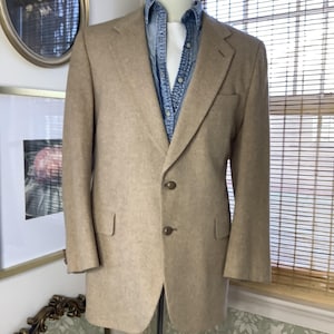 Classic tan cashmere wool blazer by Warren of Stanford, medium-large