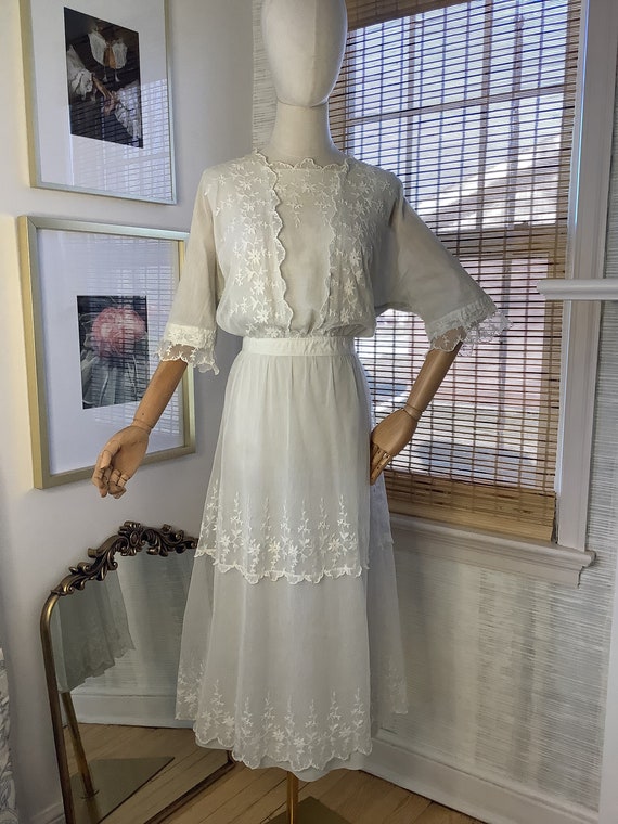 Antique Edwardian mesh and lace lawn dress, off wh