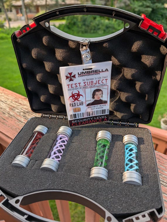 Resident Evil Briefcase Kit Access Badge, T-virus Antidotes