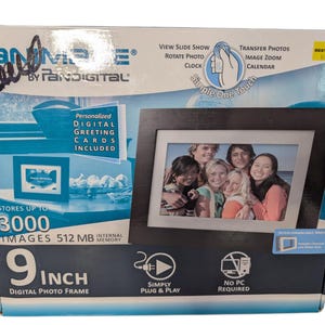 Pandigital 9-Inch Digital Photo Frame with Interchangeable Mats - 3000 Photos