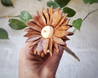 Hand carved Wooden Gerbera Daisy