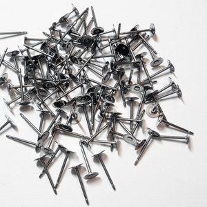 4mm Titanium Earring Posts 9.5mm Length, Flat Pad Post, 21 gauge Grade 1 Titanium Nickel Free Hypoallergenic. Made in USA. 10 - 200pcs