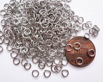 0.8 x 4.5mm Silver Open Jump Rings, 21 gauge, Round Link Connectors Jewelry Findings.  Japan Import.