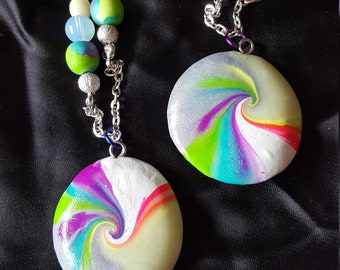 Glow swirl necklaces rainbow glow swirls