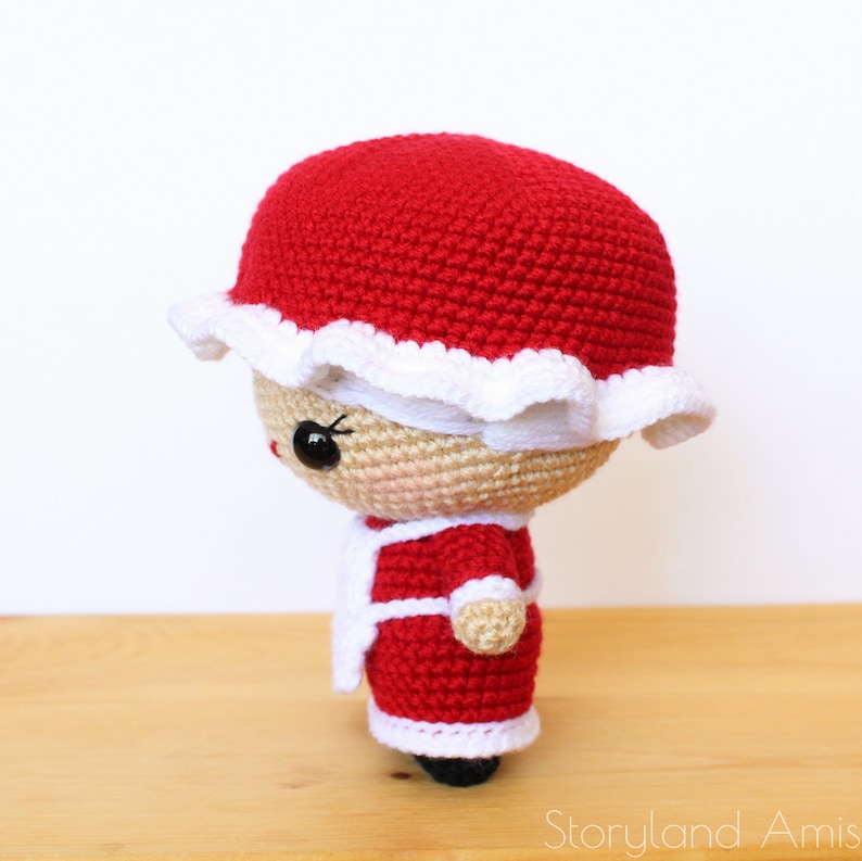 PATTERN: Cuddle-Sized Santa Claus & Mrs. Claus Amigurumi, Crocheted Pattern, Santa Toy Tutorial, PDF Crochet Pattern, Holiday Winter Crochet image 7