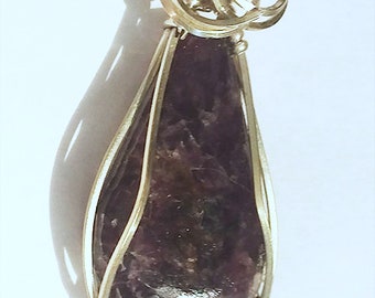 Amethyst Wire Wrapped Pendant - Helps with meditation