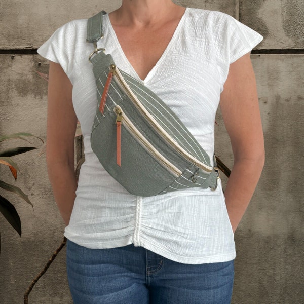 Freedom Hip Bag PDF Sewing Pattern, Travel Sling Bag, English Version