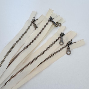 Off White 14&quot; YKK Metal Zipper with Donut Pull, #4.5 Non Separating Antique Bronze Metal Zipper, Bag Making Zippers, Ivory