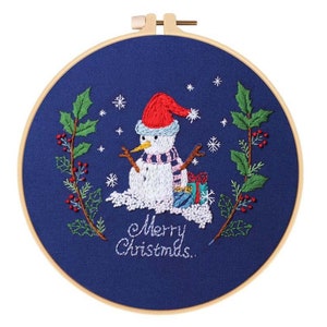Embroidery Kit, Beginner Snowman Complete Embroidery Kit, Christmas Gifts