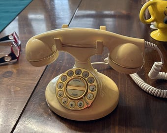 Vintage MICROTEL Landline Telephone Touchtone White Model 966 Redial Tested