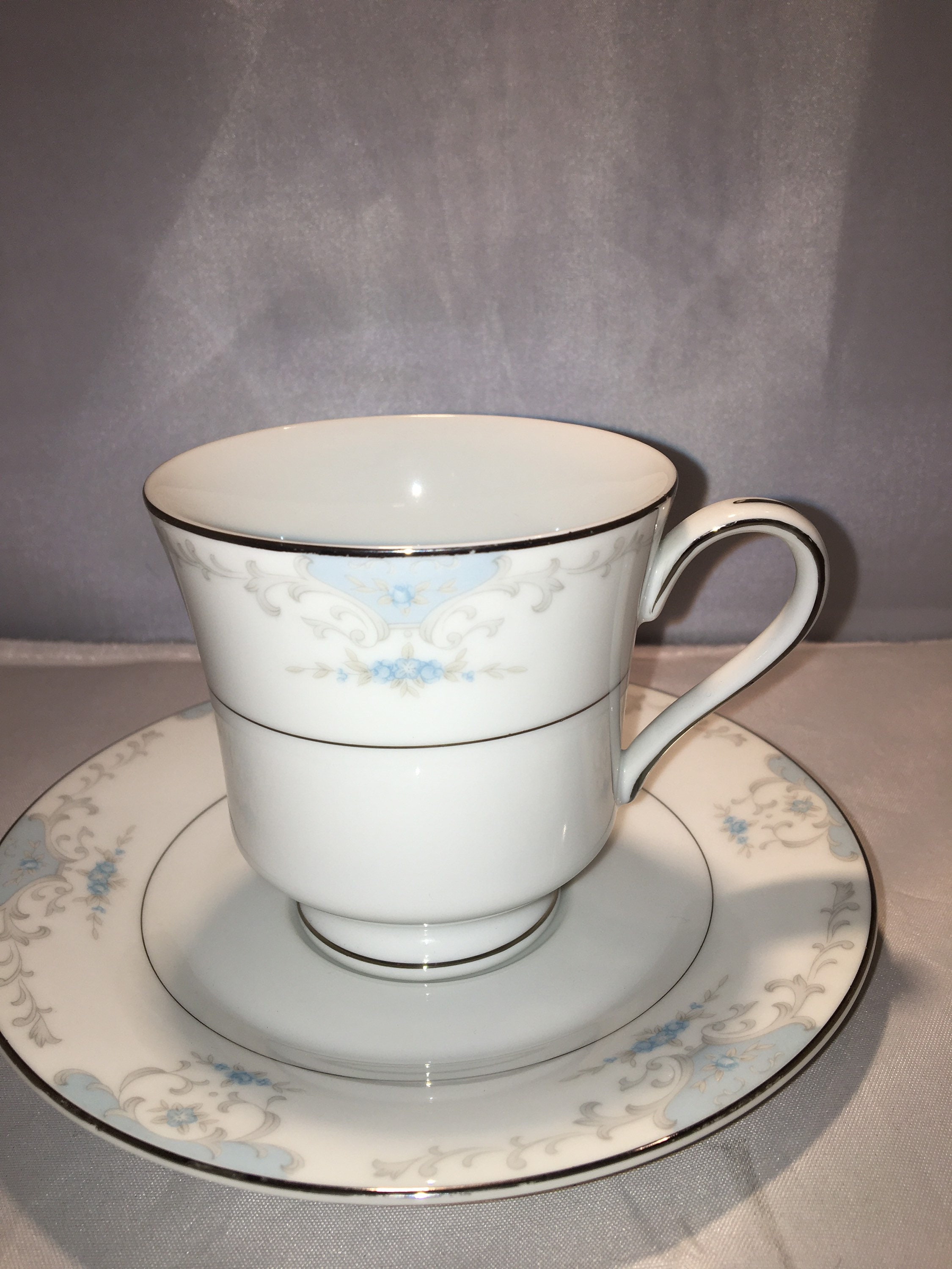 Fine China by Fashion Royale M-5915 Tea Cup and Saucer - Etsy
