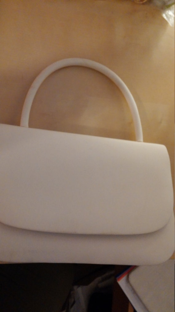 Mid century satin off-white handle and strap purse - image 3